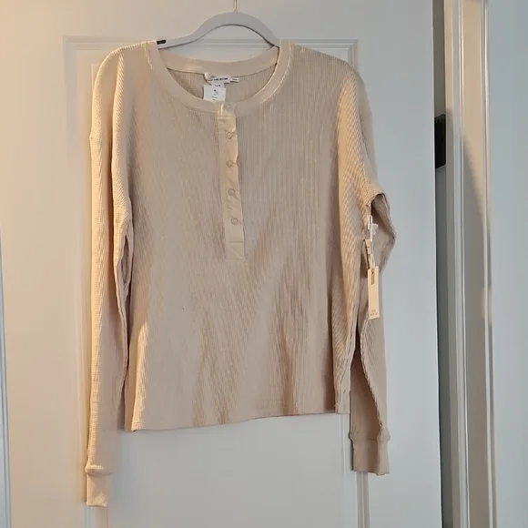 Good American Off-White Ribbed Henley - Picture 2 of 4